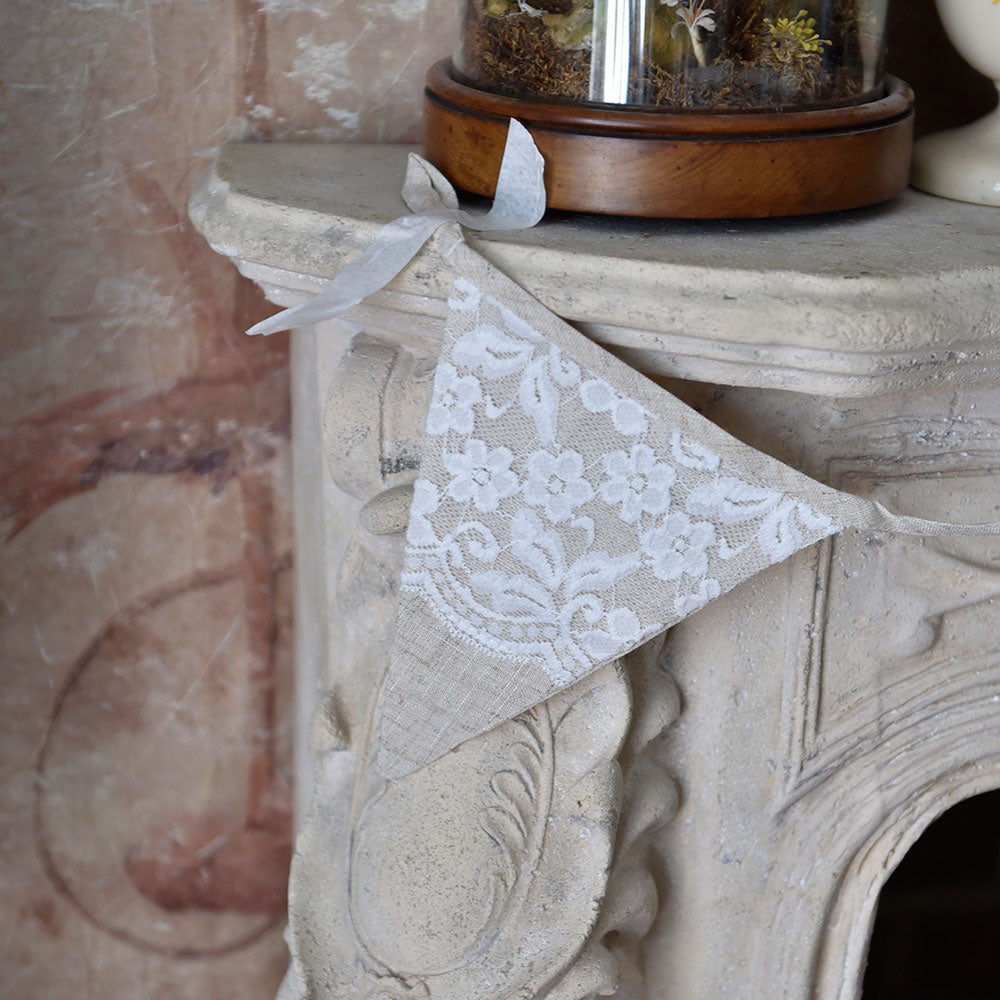 Banderines de lino y encaje