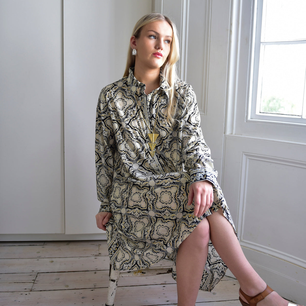 Avril, White, Black & Gold Arabesque Style Viscose Shirt Dress