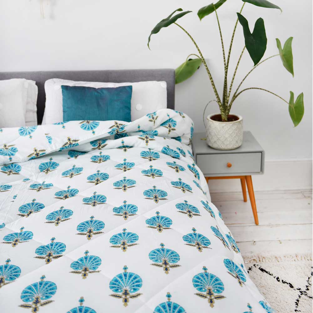 Aqua Shell Quilt