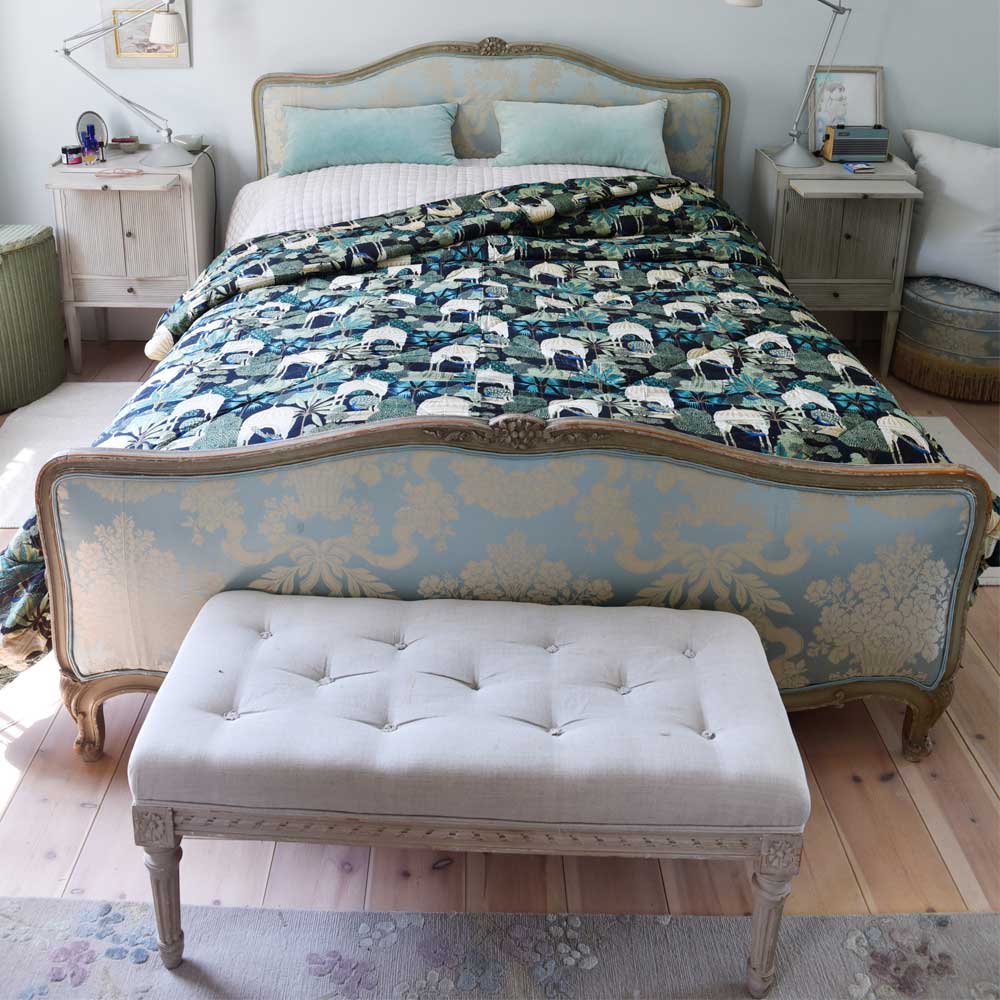 Pagoda Garden Cotton Quilt/Throw