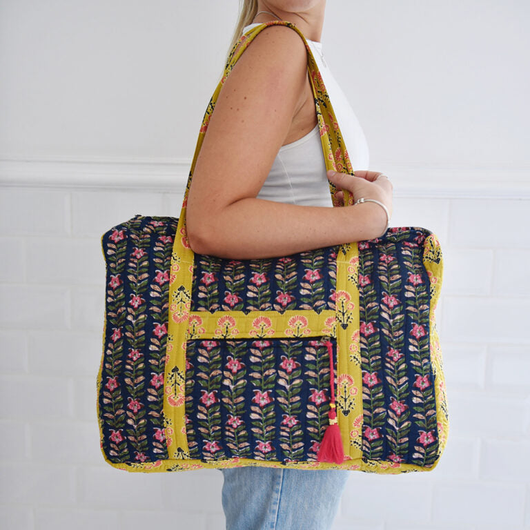Navy Blue & Pink Lily Vertical Block Print Tote Bag With Zip