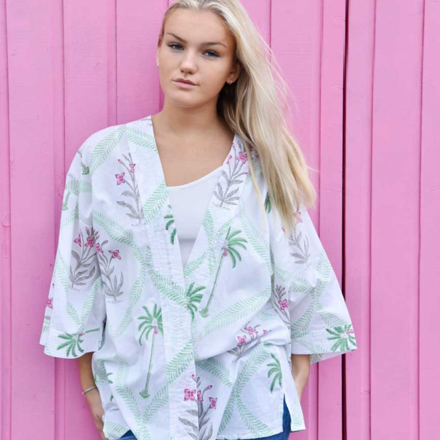 🎁 Floral Pink Palm Summer Jacket (100% off)