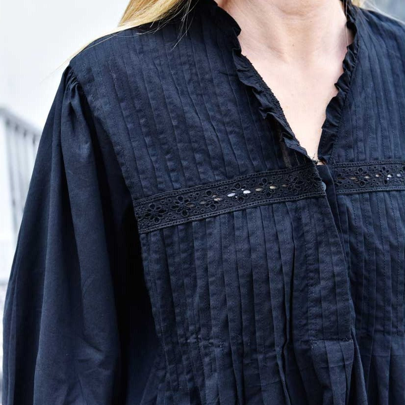 Anna Black Ladies Nightdress