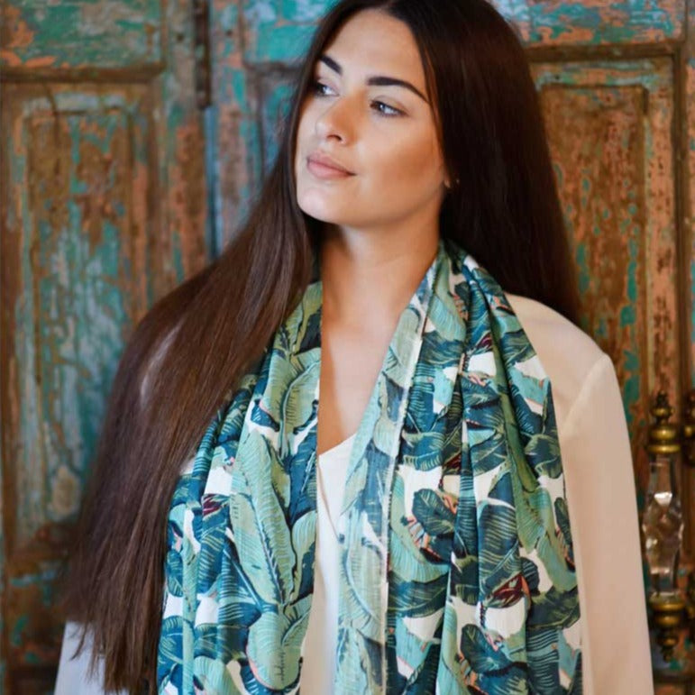 Green Leaf Scarf