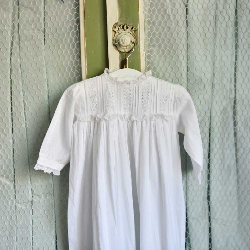White Scalloped Edge Dressing Gown