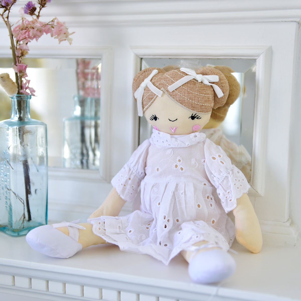 Muñeca De Trapo Playland - 35cm Con Vestido Bordado De Flores