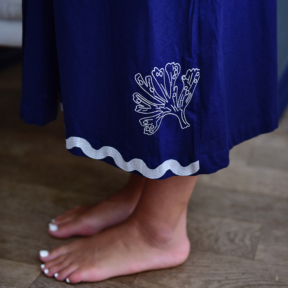 Seashell Embroidered Dressing Gown