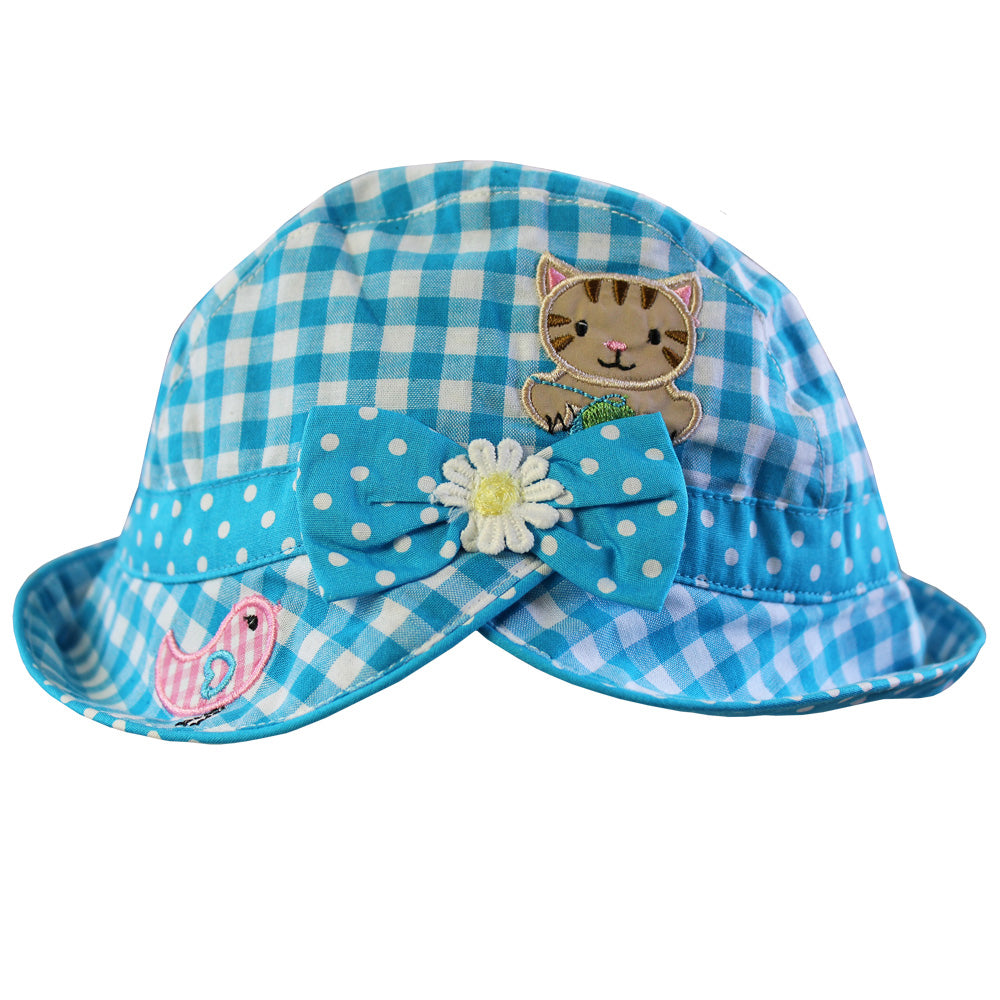 Sombrero azul a cuadros con motivo de mariposa