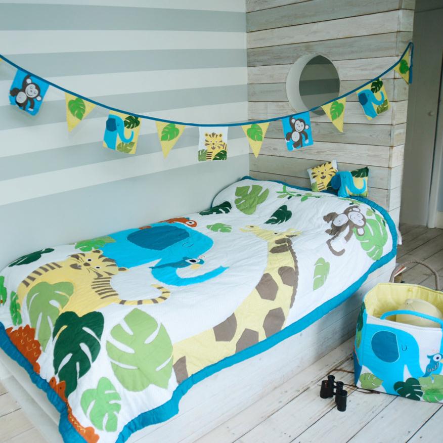 Jungle Bed Quilt