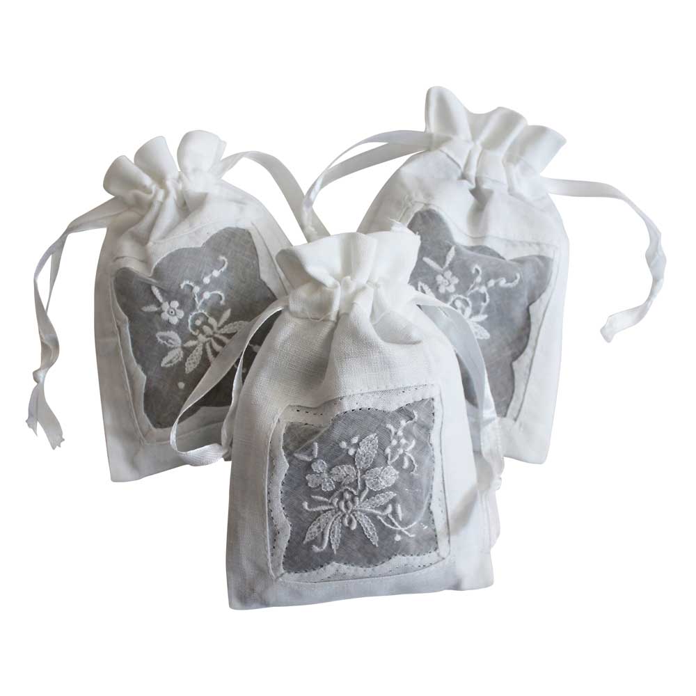 Pack of 3 White Embroidered Lavender Filled Sachet