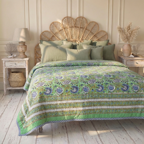 Green & Blue Floral Print Quilt/Throw Reversible Cotton Filled