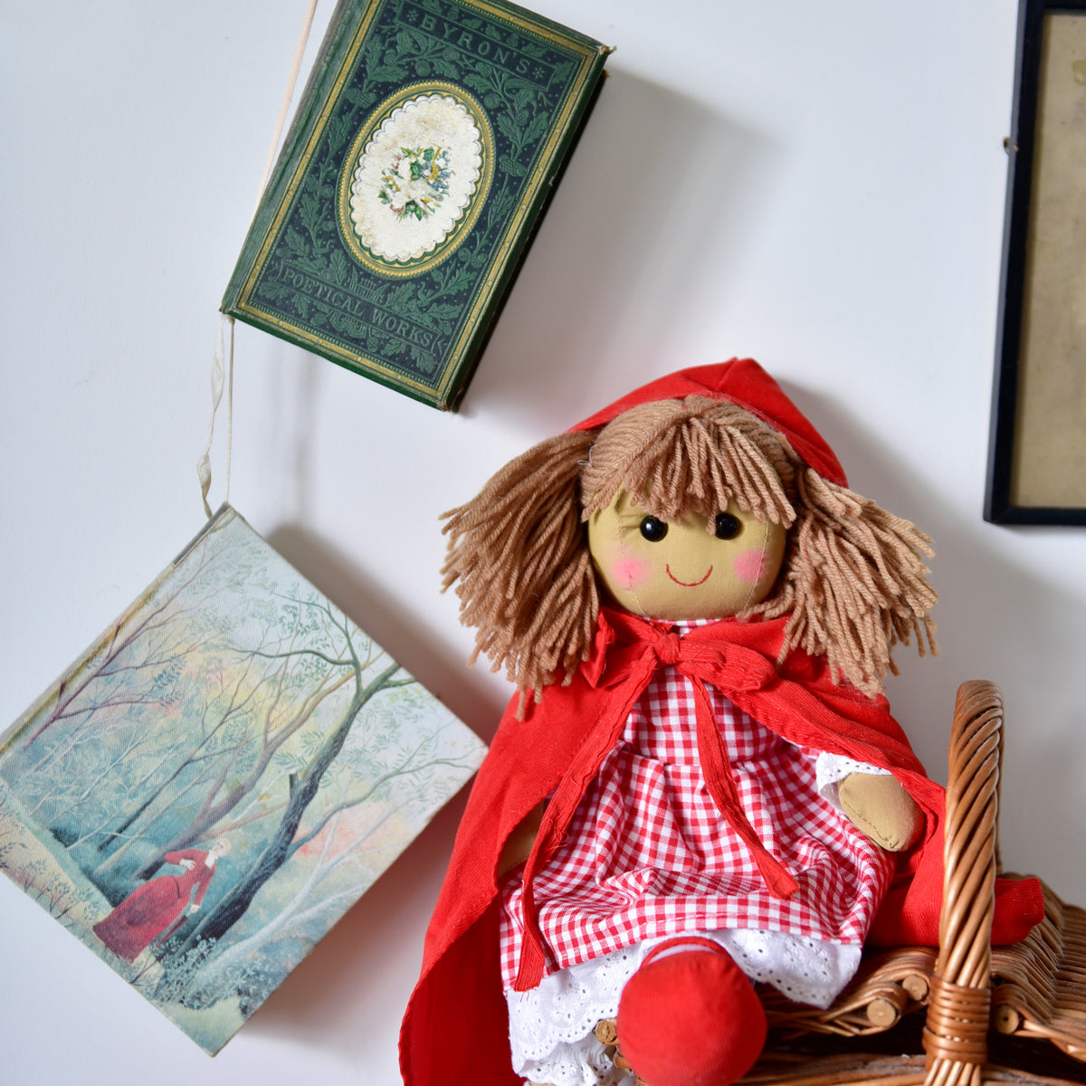 FIGURINE ARTICULÉE PETIT chaperon rouge Scary Tales - RARE ! EUR 95,16