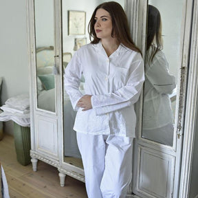 Julia White Embroidered Pyjamas