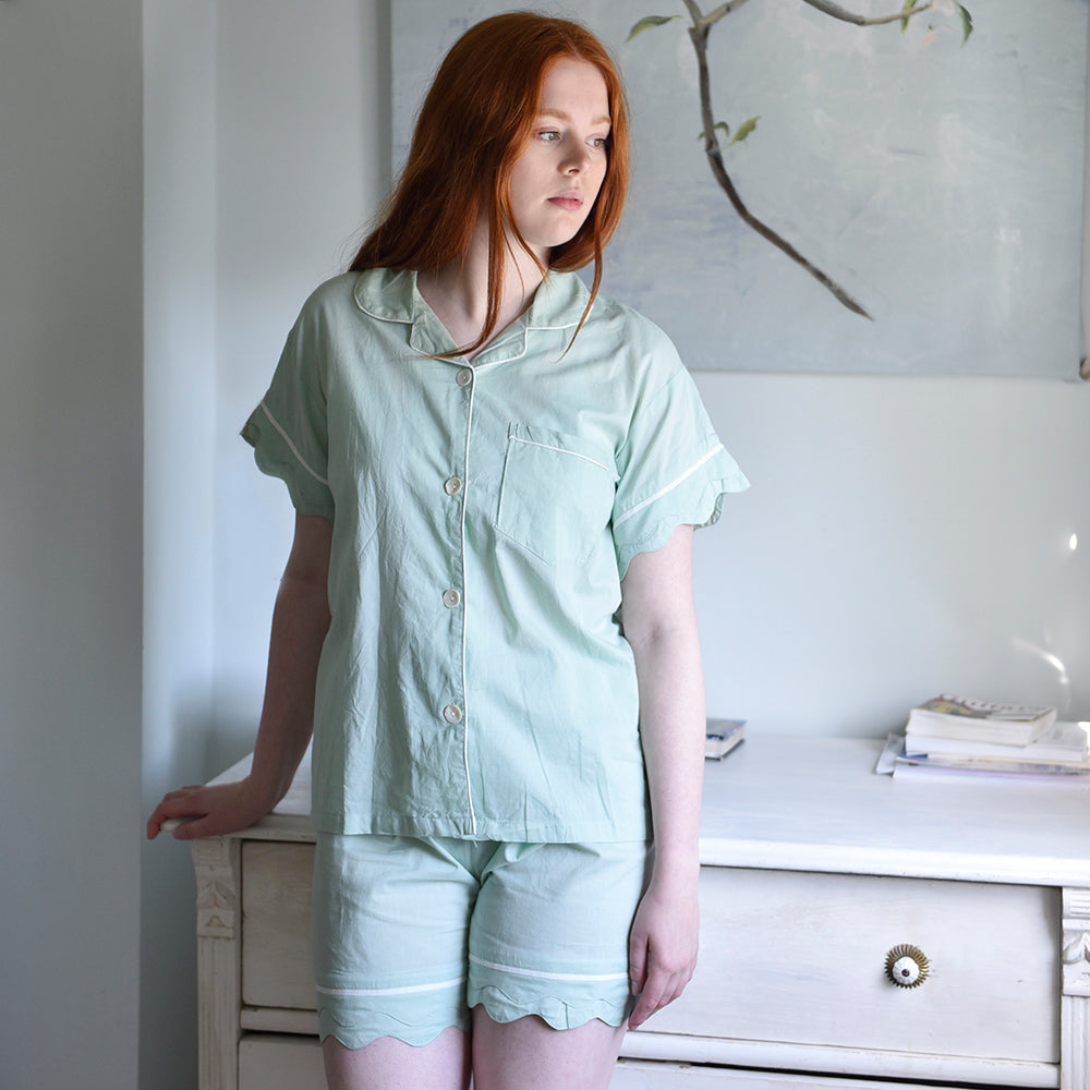 Green Women’s Scalloped Edge Shortie Pyjama Set