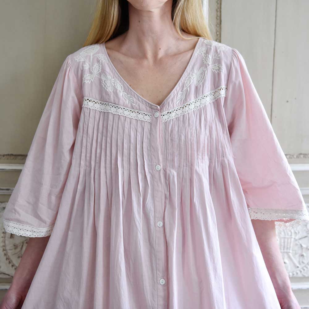 Christina - Pink Ladies Nightdress