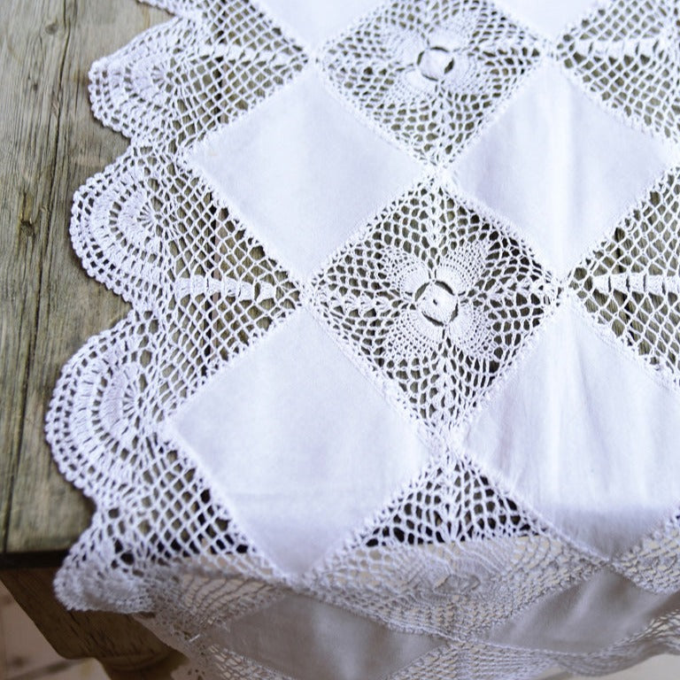 Lace & Linen Table Runner