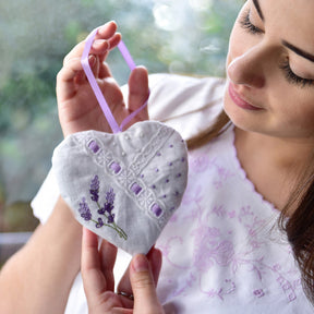 Pack of 3 Mixed Embroidered Lavender Heart