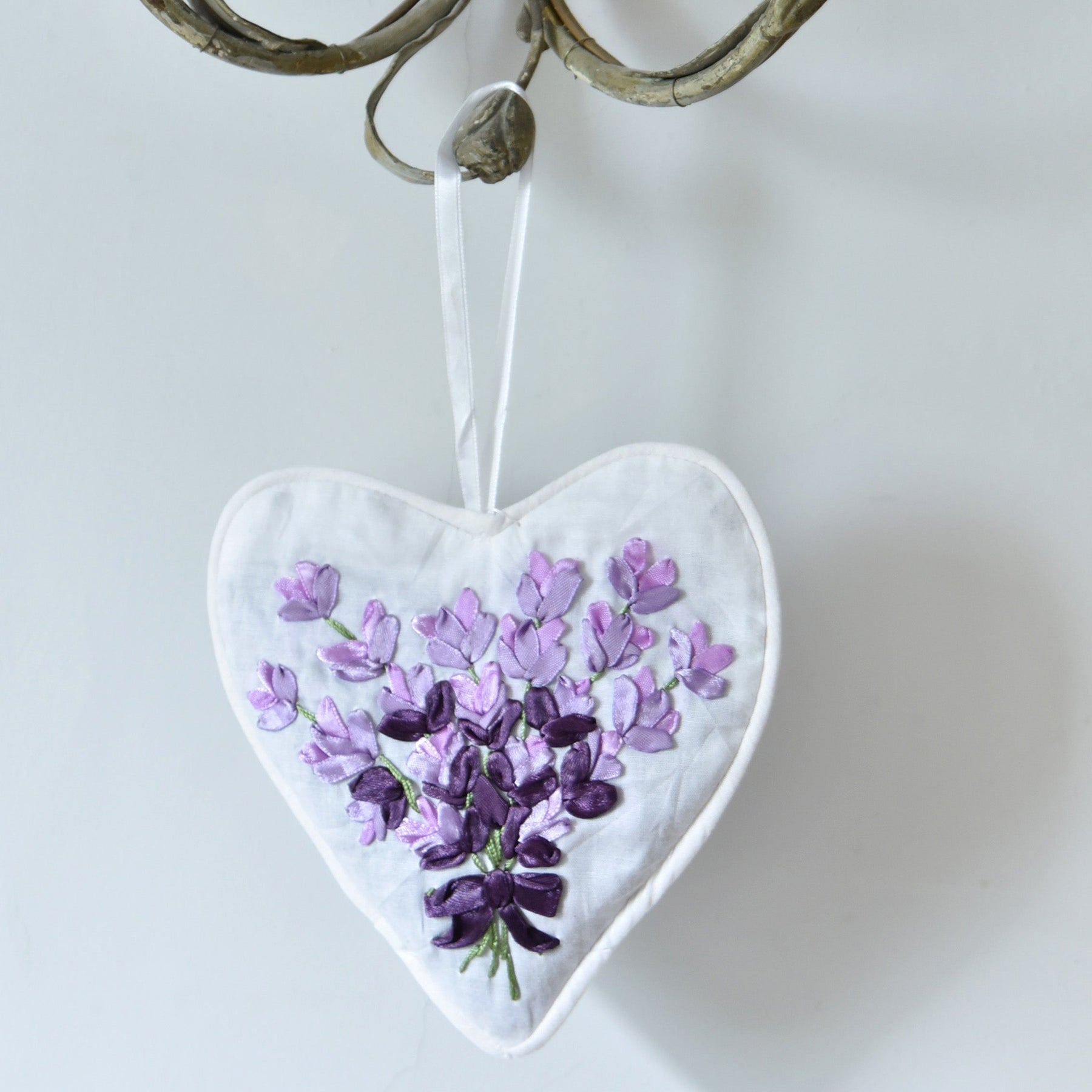 Pack of 2 Lavender Ribbon Embroidered Heart Sachet